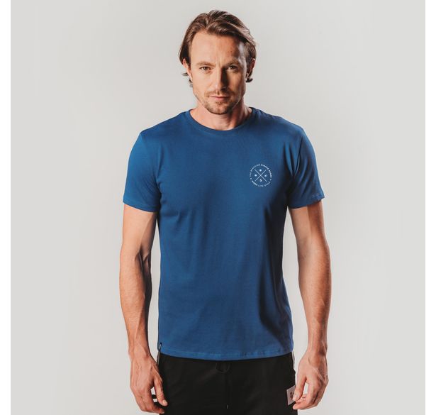 camiseta manga curta masculina lifestyle azul
