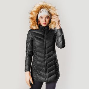 casaco-feminino-preto-de-pluma-new-courchevel-fiero