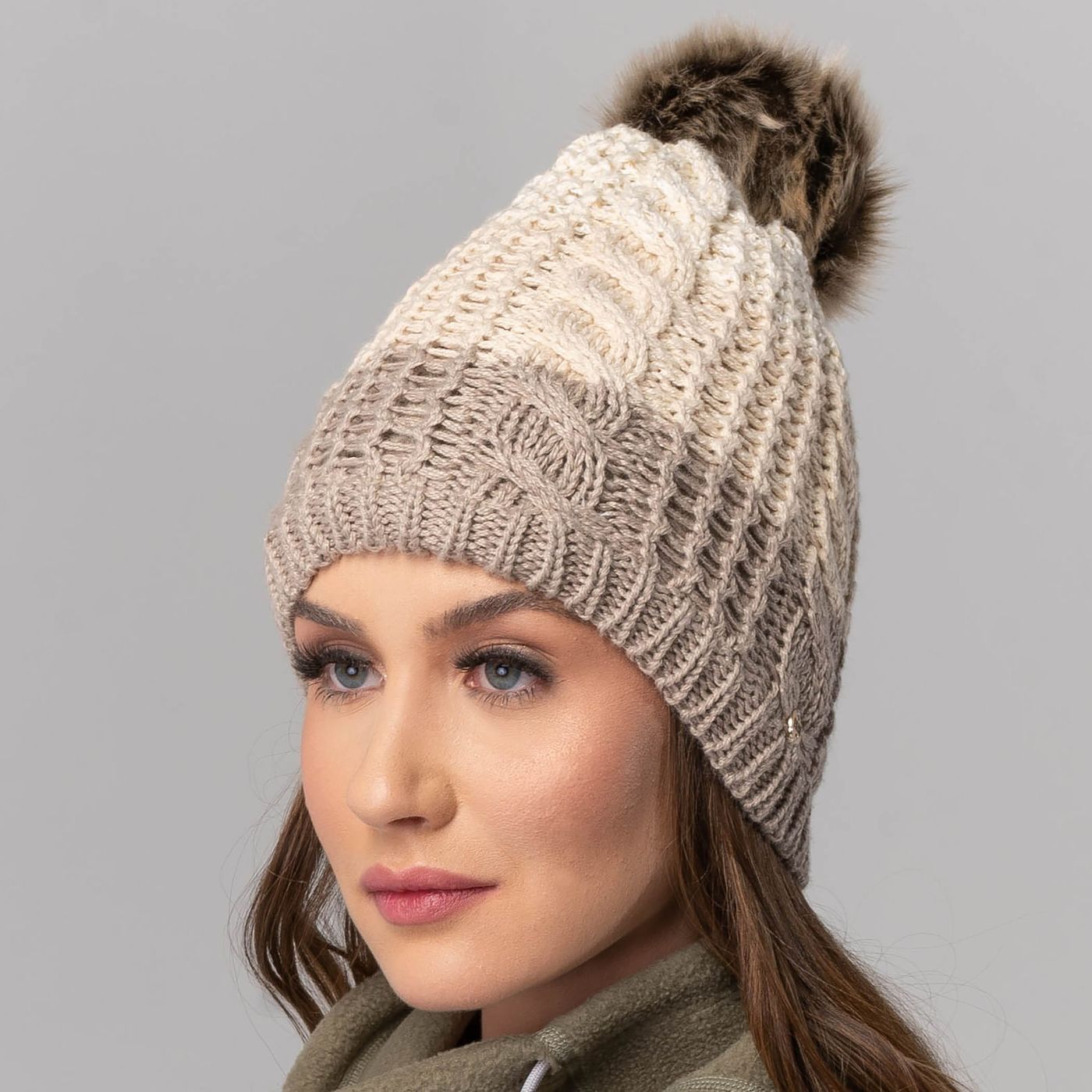 GORRO FEMININO POMPOM COPENHAGUE FORRADO EM LÃ