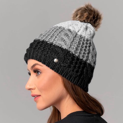 gorro com pompom