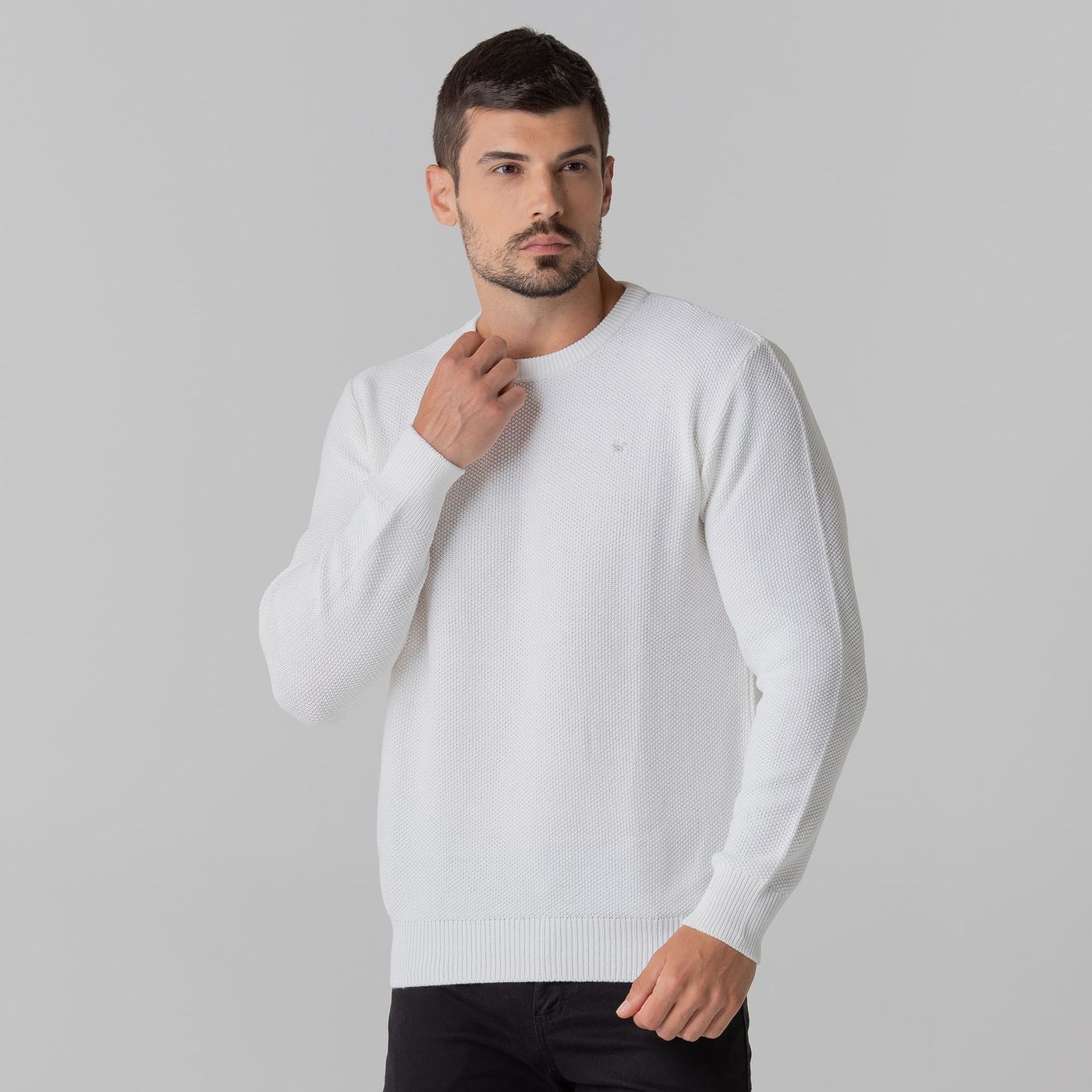 Suéter masculino branco em tricô piquet gola careca Fiero